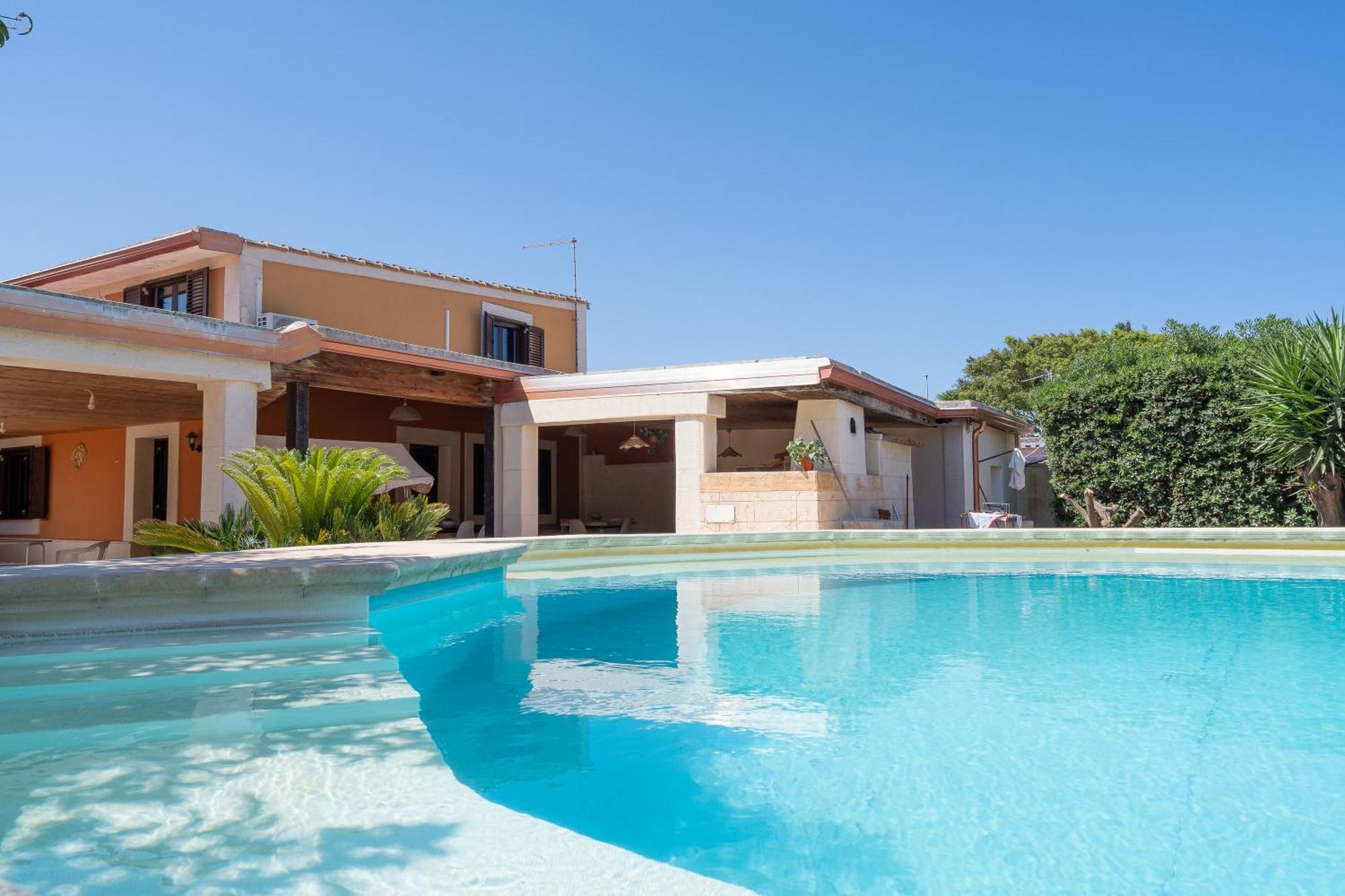 Piscina A Due Passi Dal Mare Syracuse